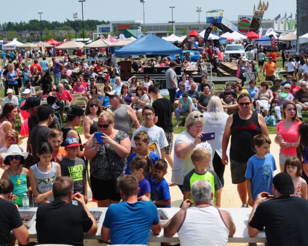 BRADFORD RIBFEST 2015 CROWD_cropped